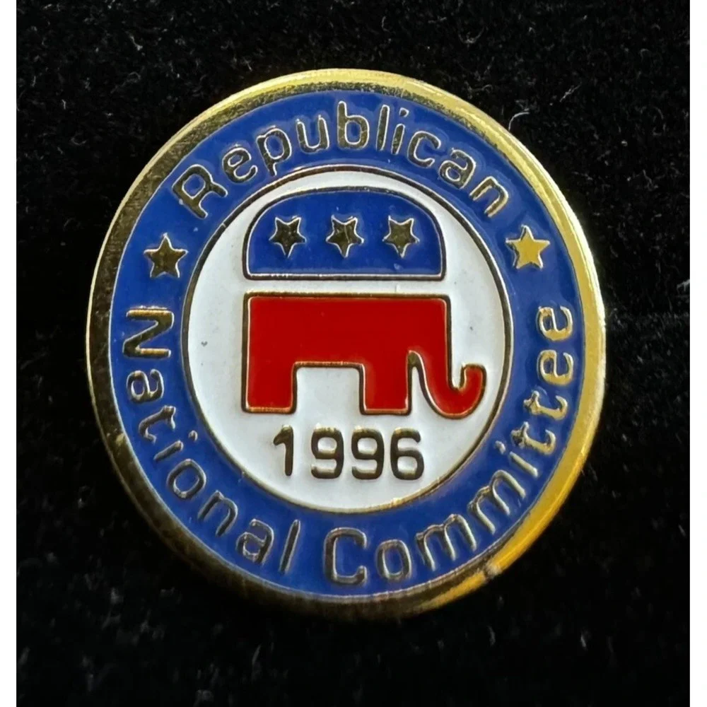 Vintage Lapel Pin Hat Pin 3/4